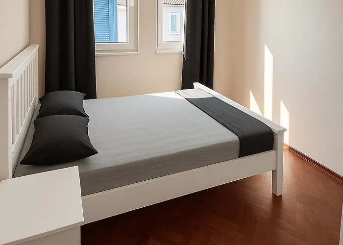 Vila In Stylish And Peaceful Center