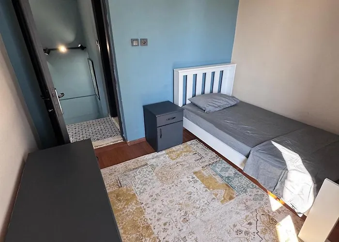 In Stylish And Peaceful Center Kusadası