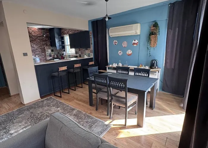 In Stylish And Peaceful Center